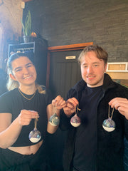 🎁  Christmas Bauble Painting 🎁